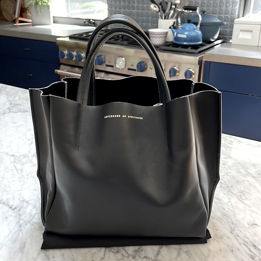 Ampersand as Apostrophe Tote